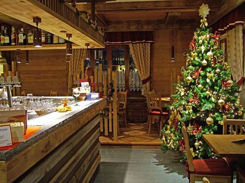 Hotel Milano Piazzatorre Bagian luar foto